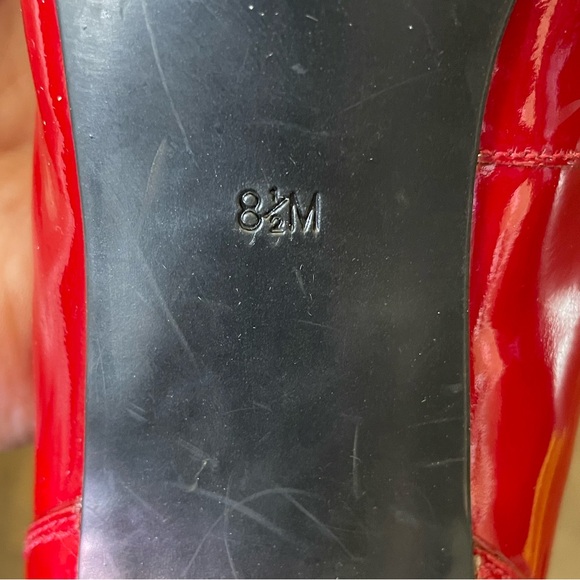 Guess by Marciano Glossy Red Heels - Picture 8 of 8